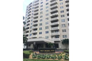 90 Edgewater Dr, Miami, FL 33133, Sold 02/25/22