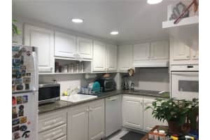 90 Edgewater Dr, Miami, FL 33133, Sold 02/25/22