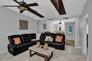 6187 Pine Tree Ln, Tamarac, FL 33319, Sold 03/31/22