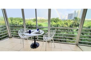 300 NE 14th Ave, Hallandale Beach, FL 33009, Sold 01/05/22