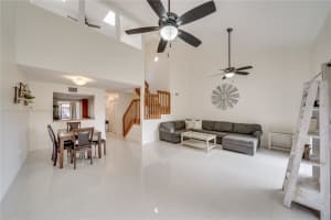 404 SE 11th Terrace, Dania Beach, FL 33004, Sold 01/14/22