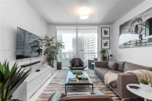 1080 Brickell Ave, Miami, FL 33131, Sold 01/27/22