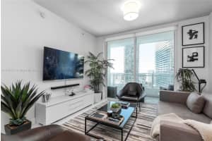 1080 Brickell Ave, Miami, FL 33131, Sold 01/27/22