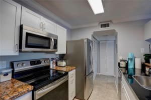 10421 SW 157th Pl, Miami, FL 33196, Sold 01/27/22