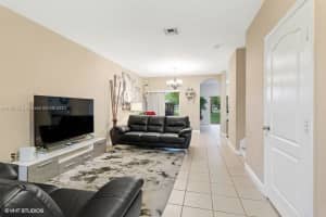 8570 SW 214th Way, Cutler Bay, FL 33189, Sold 01/05/22
