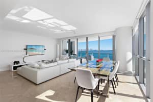 Jade at Brickell Bay, 1331 Brickell Bay Dr, Miami, FL 33131, Sold 01/31/22