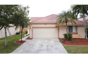 9521 NW 18th Dr, Plantation, FL 33322, Sold 01/21/22
