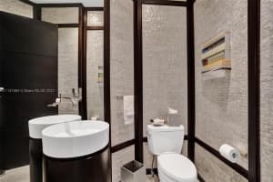 16047 Collins Ave, Sunny Isles Beach, FL 33160, Sold 01/18/22
