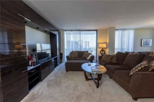 3300 NE 192 St, Aventura, FL 33180, Sold 01/31/22