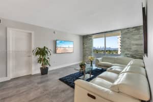 5555 Collins Ave #12w, Miami, FL 33140, Sold 02/11/22