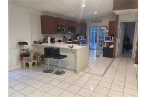 19830 NW 65th Ct, Hialeah, FL 33015, Sold 02/28/22