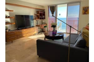 1155 Brickell Bay Dr, Miami, FL 33131, Sold 02/28/22