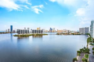 3250 NE 188th St, Aventura, FL 33180, Sold 06/01/22