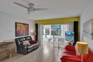 4431 NW 16th St APT H110, Lauderhill, FL 33313, Sold 04/15/22