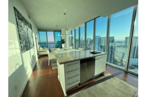 888 Biscayne Blvd, Miami, FL 33132, Sold 12/31/21
