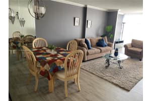 600 Parkview Dr # 1132, Hallandale Beach, FL 33009, Sold 02/04/22