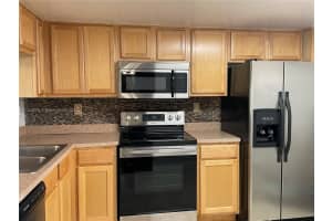 225 SW 113th Way, Pembroke Pines, FL 33025, Sold 01/21/22