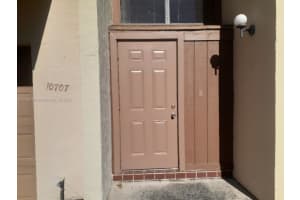 10707 SW 113th Pl #100d, Miami, FL 33176, Sold 04/26/22