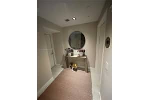 4391 Collins Ave, Miami Beach, FL 33140, Sold 03/23/22