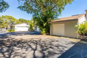 10993 SW 113th Pl, Miami, FL 33176, Sold 01/03/22
