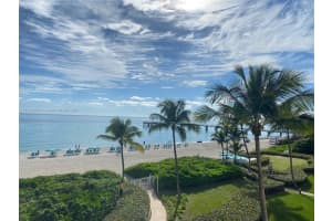 16711 Collins Ave, Sunny Isles Beach, FL 33160, Sold 03/21/22