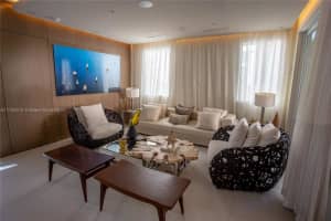 10501 NW 68th Terrace, Doral, FL 33178, Sold 04/13/22