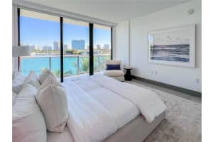 10201 E Bay Harbor Dr, Bay Harbor Islands, FL 33154, Sold 02/08/22