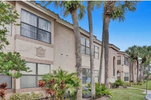 2946 S University Dr, Davie, FL 33328, Sold 03/02/22
