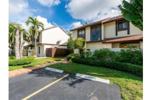 9948 NW 5th Ln, Miami, FL 33172, Sold 03/07/22