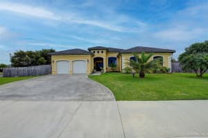32007 SW 207th Ave, Homestead, FL 33030, Sold 01/21/22