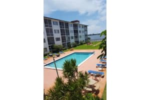 4500 N Flagler Dr APT D8, West Palm Beach, FL 33407, Sold 04/28/22