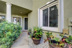 92 N Lakeshore Dr, Hypoluxo, FL 33462, Sold 04/19/22