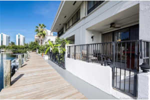 337 Poinciana Island Dr, Sunny Isles Beach, FL 33160, Sold 02/02/22