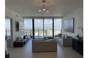 1000 Brickell Plaza, Miami, FL 33131, Sold 05/02/22