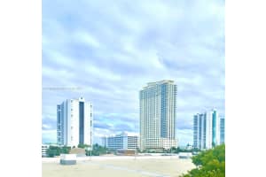 17101 N Bay Rd, Sunny Isles Beach, FL 33160, Sold 03/09/22