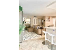 17101 N Bay Rd, Sunny Isles Beach, FL 33160, Sold 03/09/22