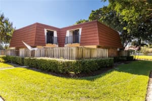 9991 NW 7th St, Plantation, FL 33324, Sold 01/26/22