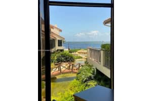 2000 S Bayshore Dr, Miami, FL 33133, Sold 06/10/22