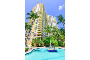 19501 W Country Club Dr, Aventura, FL 33180, Sold 01/31/22