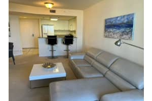 19501 W Country Club Dr, Aventura, FL 33180, Sold 01/31/22
