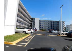 14180 SW 84th St, Miami, FL 33183, Sold 01/28/22