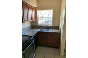 415 NW 84th St, Miami, FL 33150, Sold 03/17/22