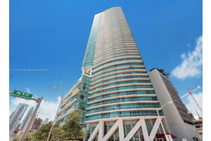 888 Biscayne Blvd, Miami, FL 33132, Sold 03/09/22