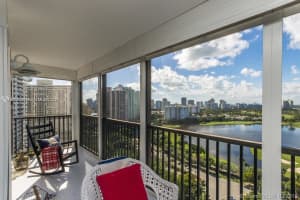 3701 N Country Club Dr, Aventura, FL 33180, Sold 05/13/22