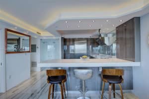 345 Ocean Dr, Miami Beach, FL 33139, Sold 02/16/22