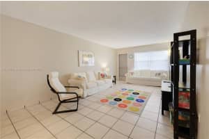 730 Pennsylvania Ave, Miami Beach, FL 33139, Sold 03/17/22