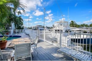 1535 SE 15th St, Fort Lauderdale, FL 33316, Sold 01/13/22