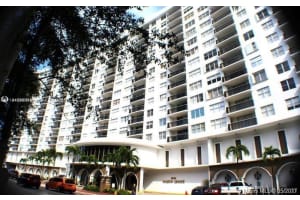 6039 Collins Ave APT 1111, Miami Beach, FL 33140, Sold 02/28/22
