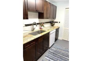 500 NE 2nd St, Dania Beach, FL 33004, Sold 01/28/22