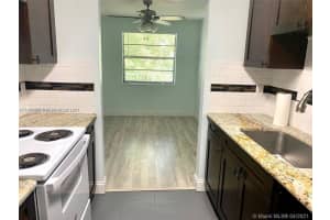 500 NE 2nd St, Dania Beach, FL 33004, Sold 01/28/22
